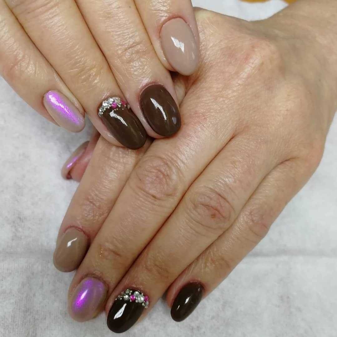 Профессиональные салоны для гелевого маникюра в Ташкенте