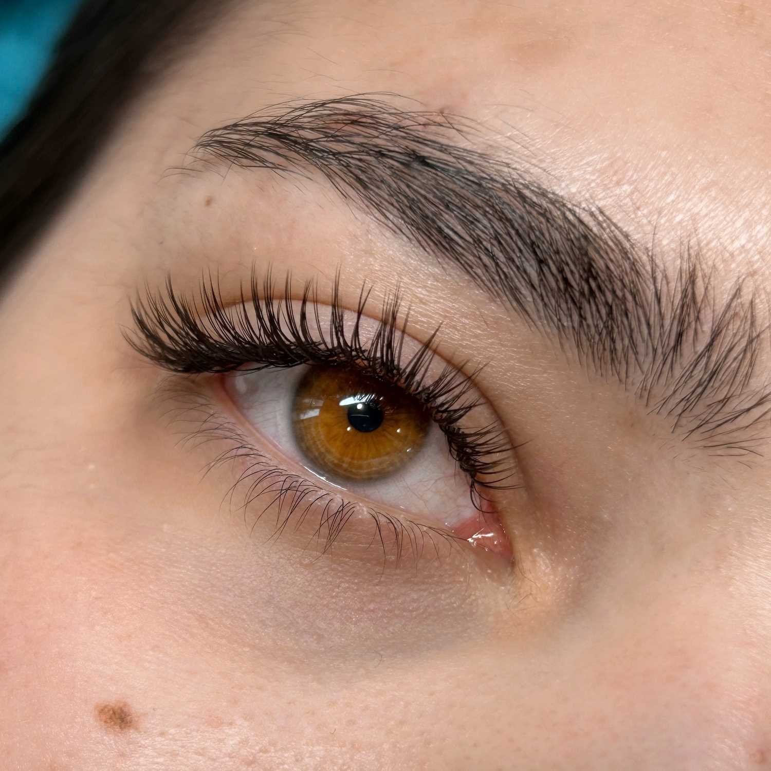 Классическое наращивание ресниц в Ташкенте