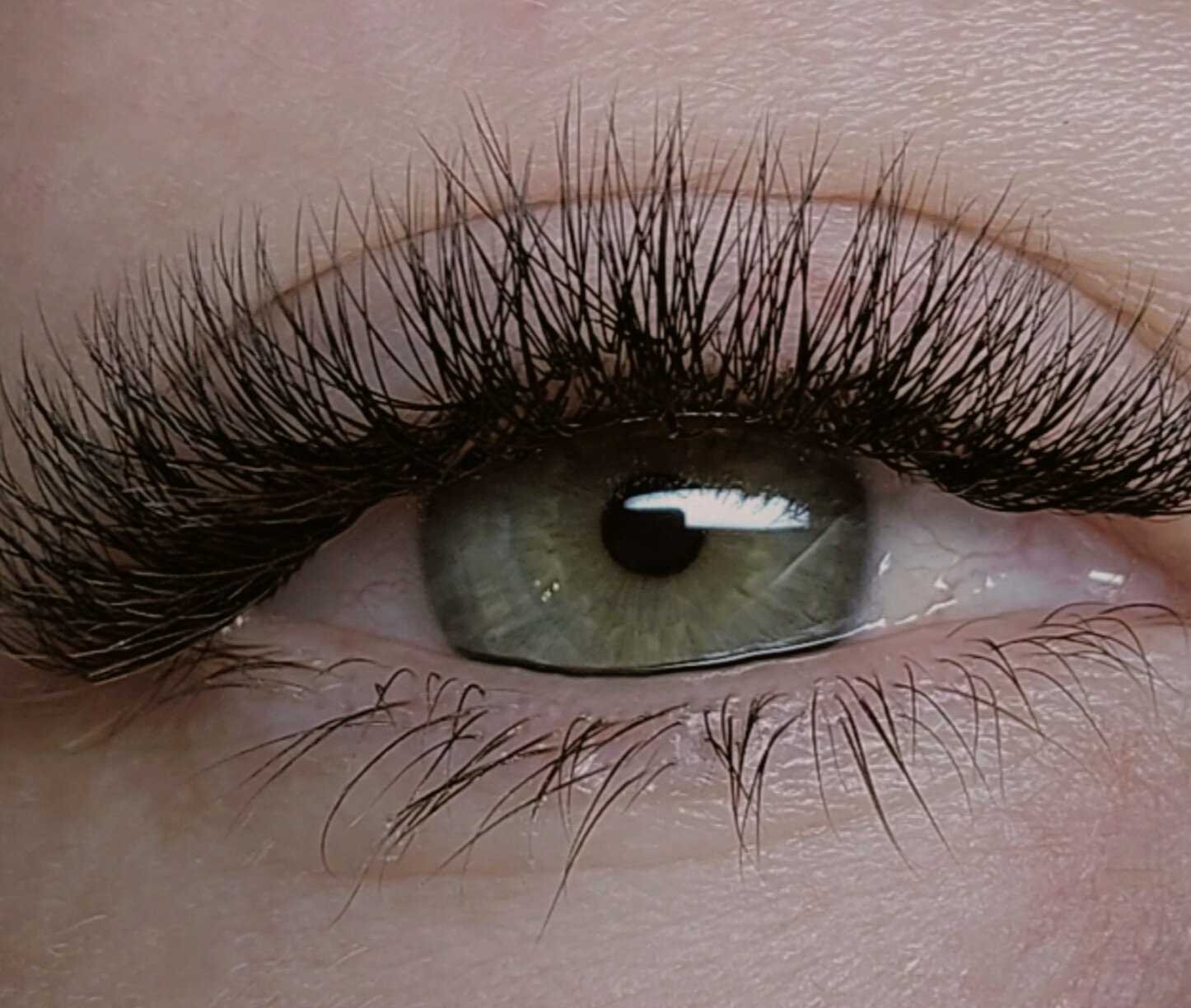 Сравнение цен на услуги по восстановлению ресниц