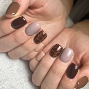 Светло коричневый маникюр в Ташкенте