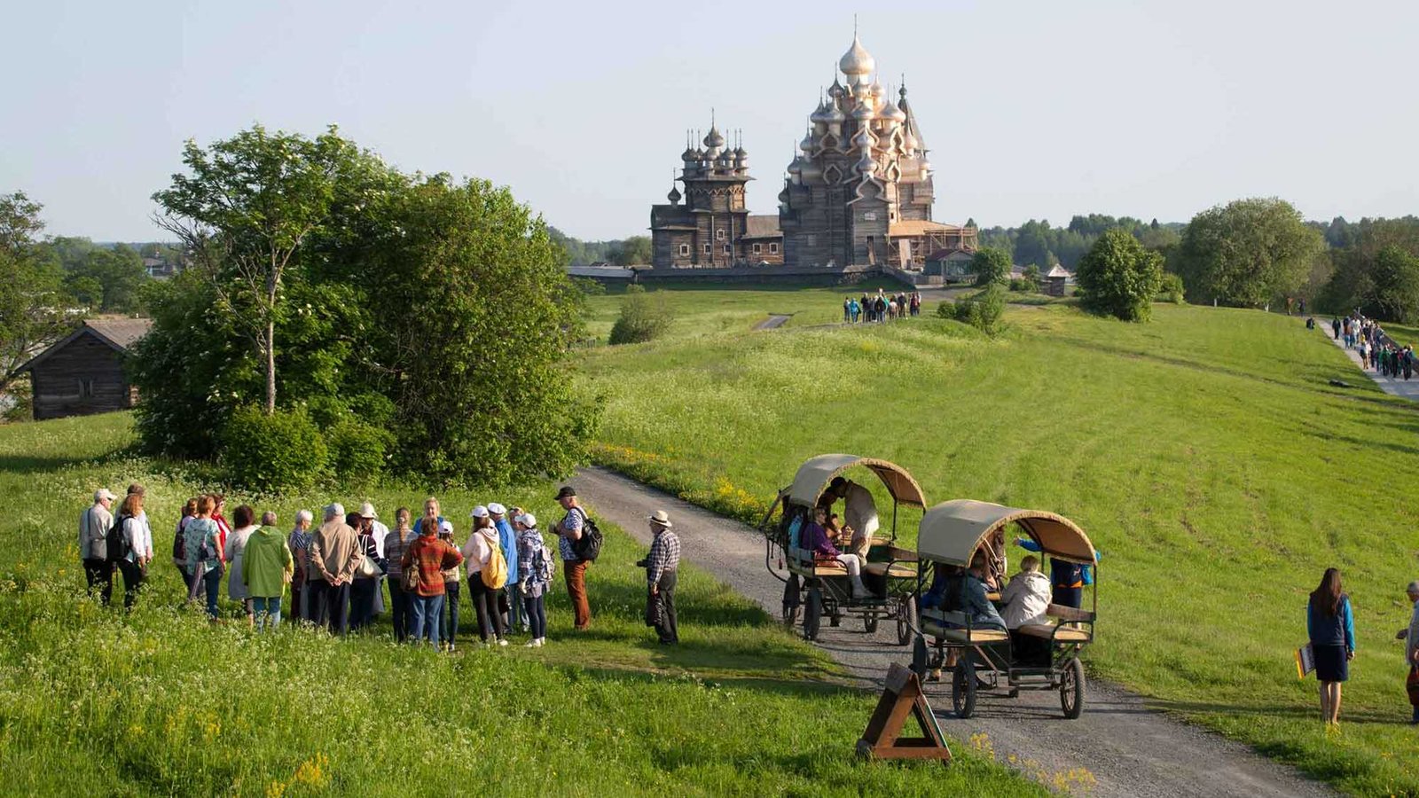 Популярные направления для женского отдыха в России